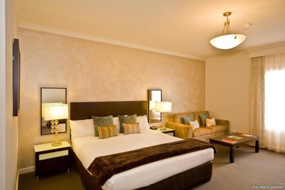 אלבורי Best Western Plus Hovell Tree Inn חדר תמונה